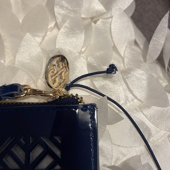 BNWOT TORY BURCH Pouch Clutch Limited Edition LACE CUT Bag Purse Travel NEW Blue - Picture 2 of 9
